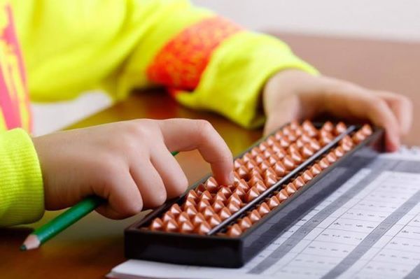 10-complement rule demonstration on soroban